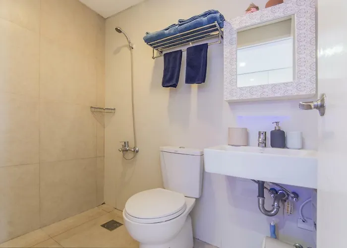 Cozy Near It Park With 32-inch Samsung Hdtv Apartment Cebu